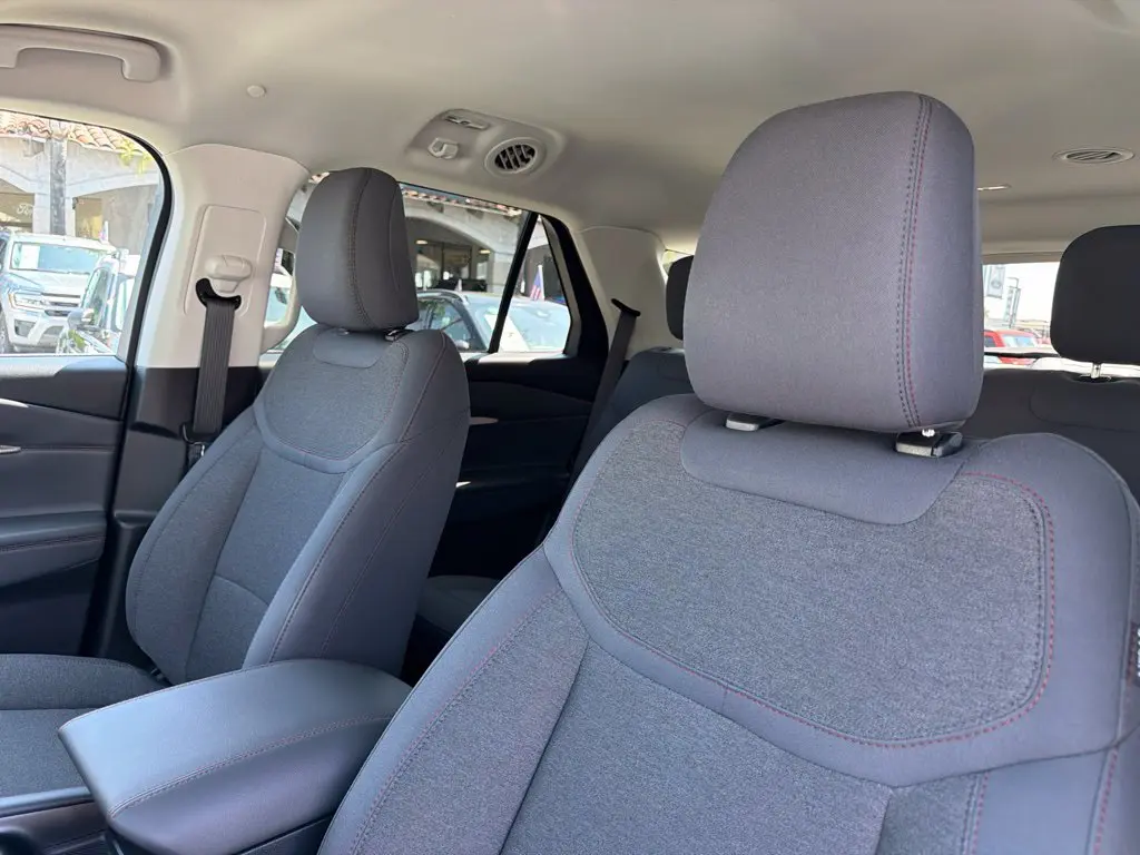 2026 Ford Explorer - $40,998