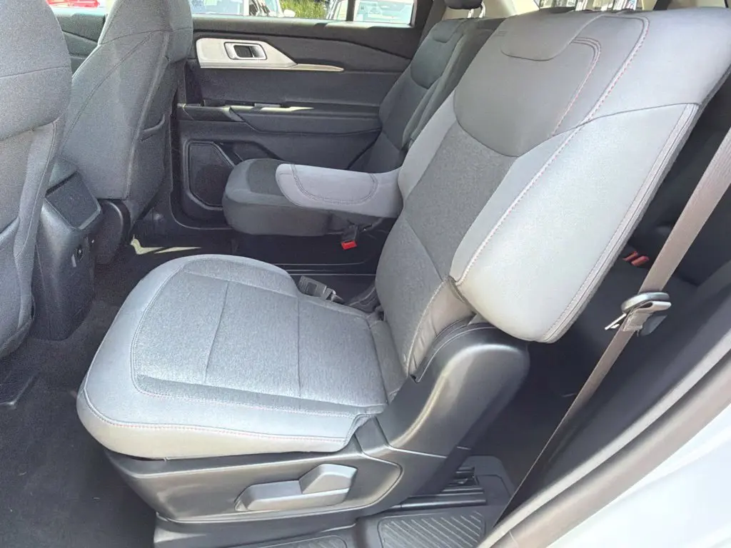 2026 Ford Explorer - $40,998