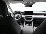 2025 Explorer Thumbnail 20