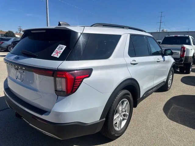 2025 Ford Explorer - $29,312