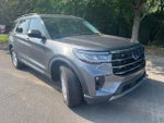 2025 Explorer Thumbnail 8