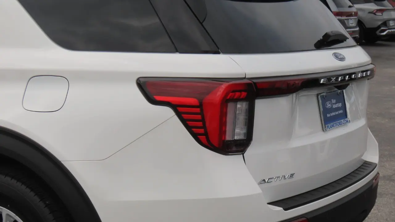 2025 Ford Explorer Active