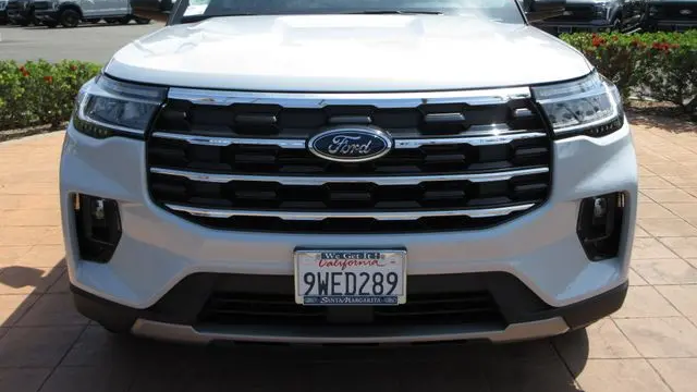 2025 Ford Explorer Active