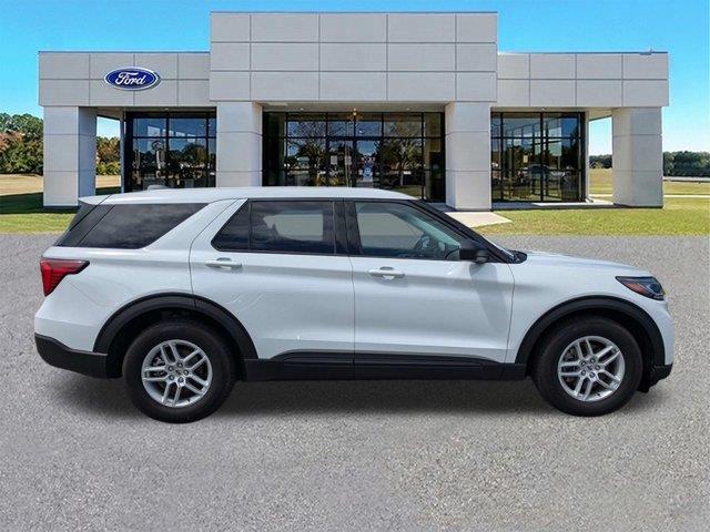 2026 Ford Explorer - $38,999