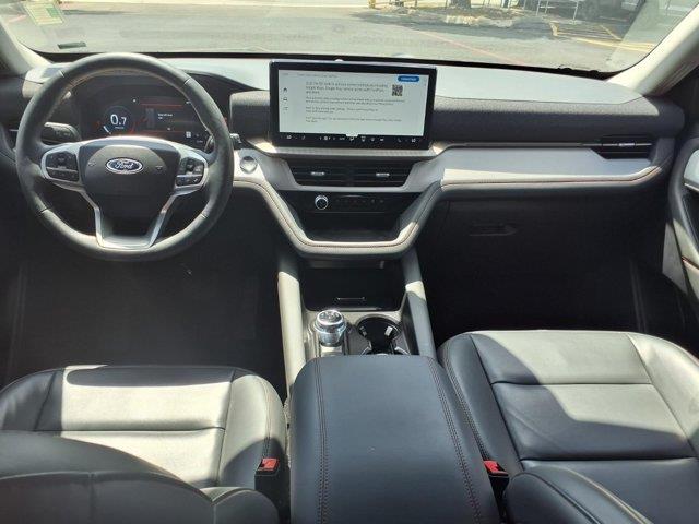 2025 Ford Explorer - $28,995