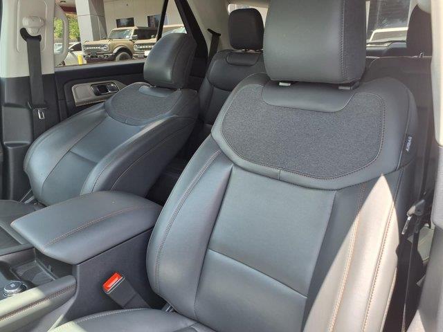 2025 Ford Explorer - $28,995