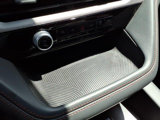 2025 Ford Explorer - $28,995