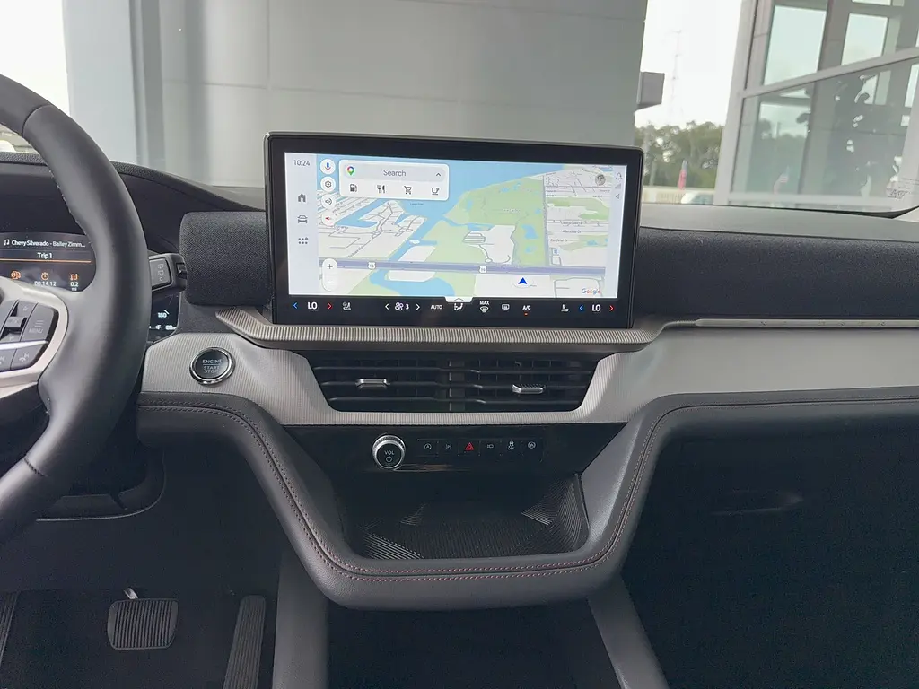 2025 Ford Explorer - $38,995