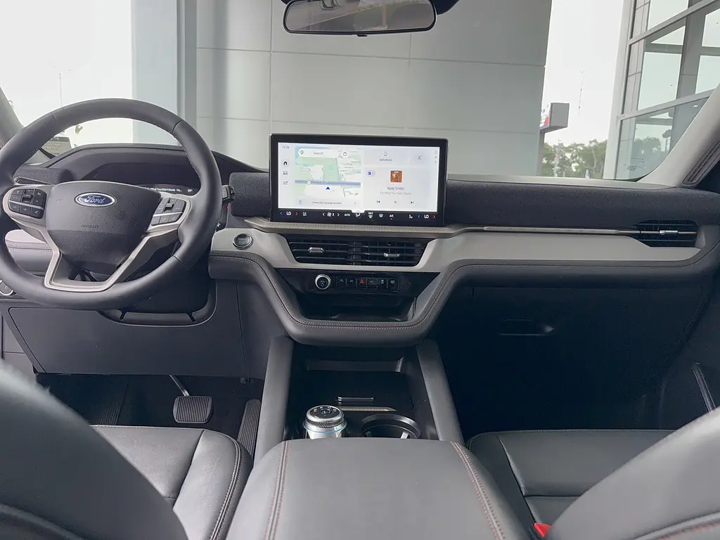 2025 Ford Explorer - $38,995