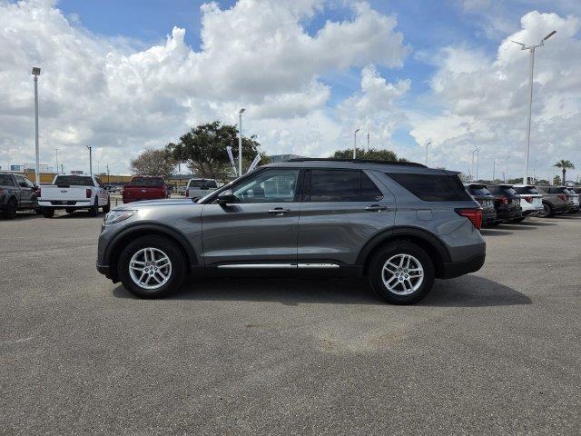 2025 Ford Explorer - $32,500
