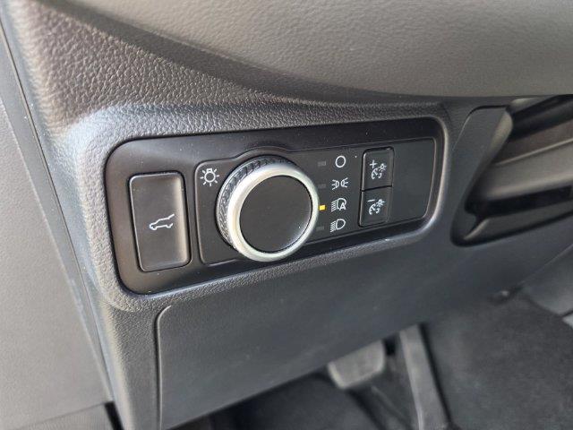 2025 Ford Explorer - $32,500