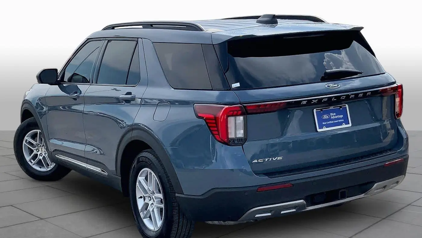 2025 Ford Explorer Active