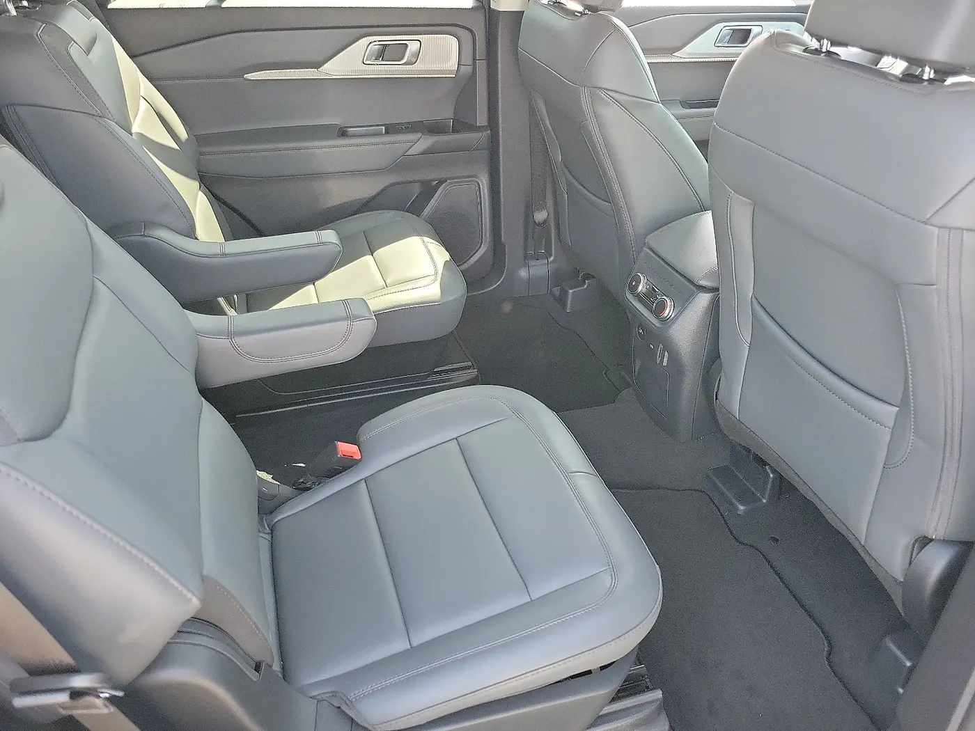 2026 Ford Explorer - $46,390