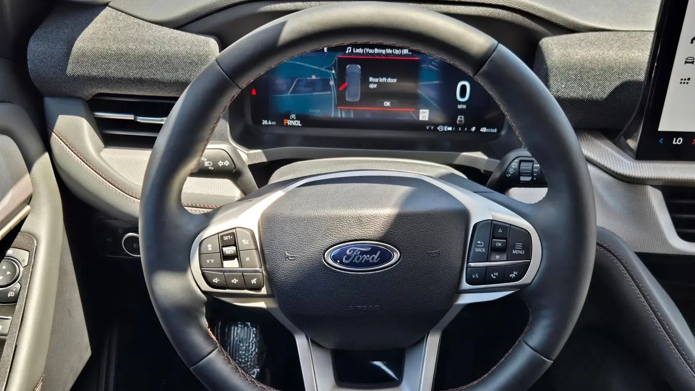 2025 Ford Explorer Active