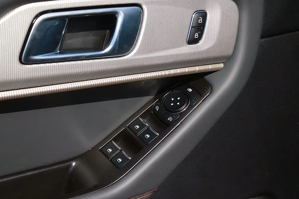 2026 Ford Explorer - $37,127