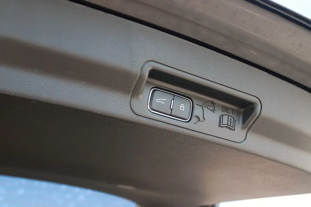 2026 Ford Explorer - $37,127