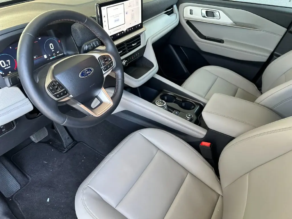 2026 Ford Explorer - $33,991