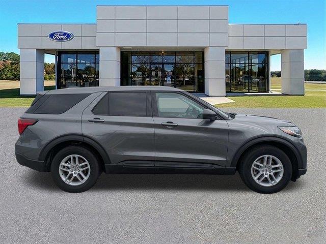 2026 Ford Explorer - $38,999