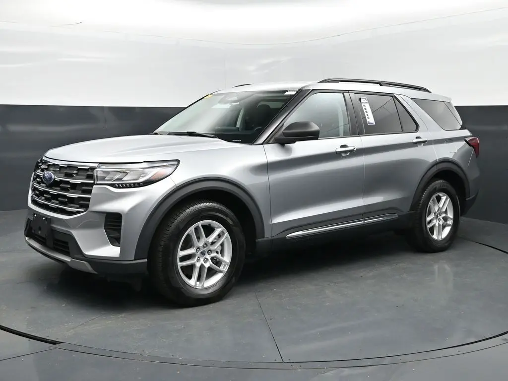 2025 Ford Explorer - $30,898
