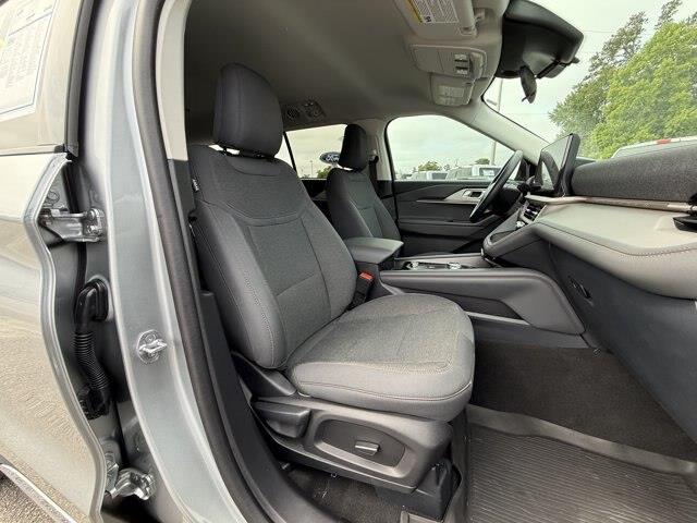 2025 Ford Explorer - $36,700