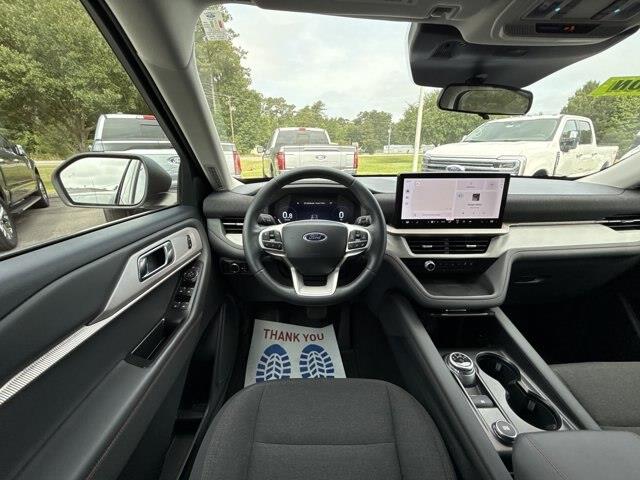 2025 Ford Explorer - $36,700