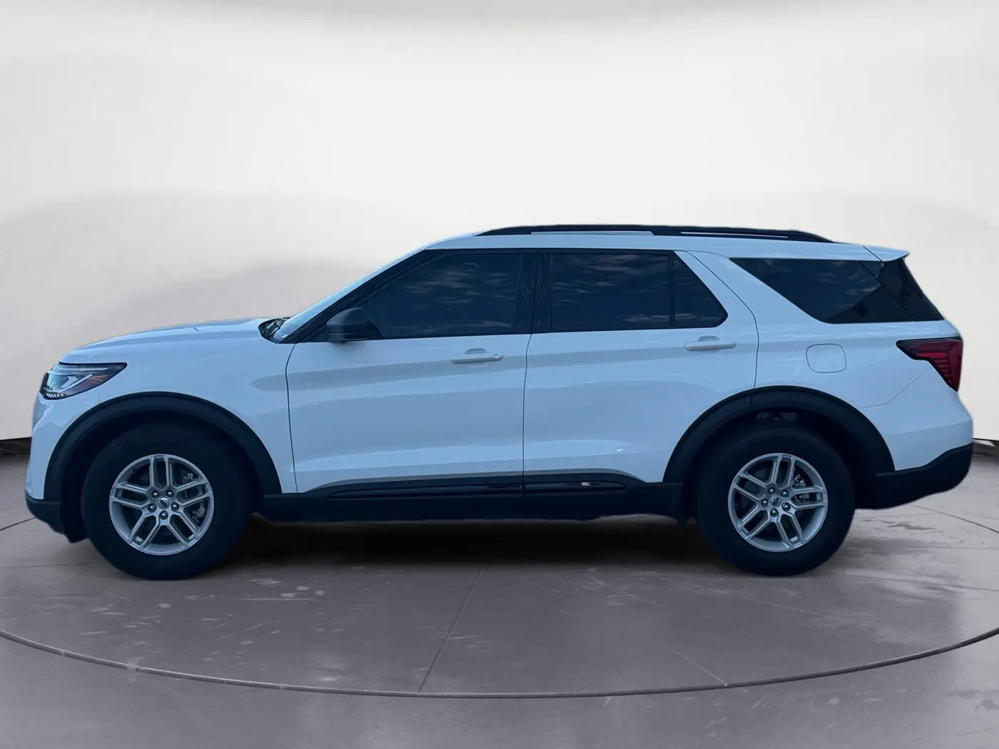 2026 Ford Explorer - $40,707