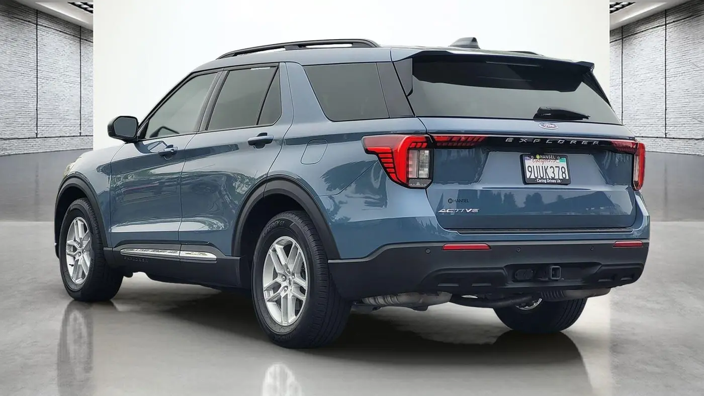2025 Ford Explorer Active