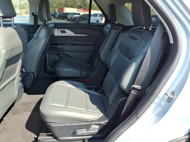 2025 Ford Explorer - $36,500