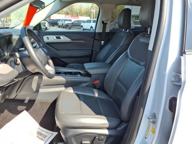 2025 Ford Explorer - $36,500