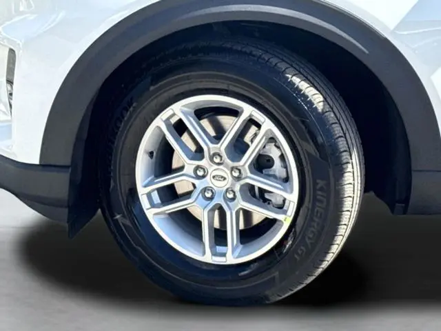 2026 Ford Explorer - $40,688