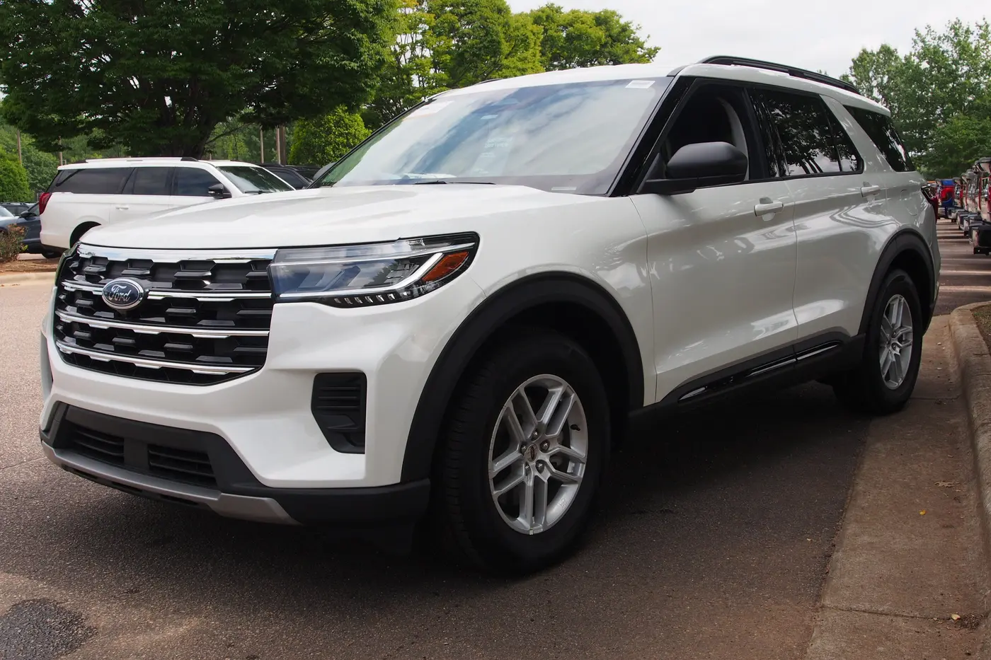 2026 Ford Explorer - $36,584