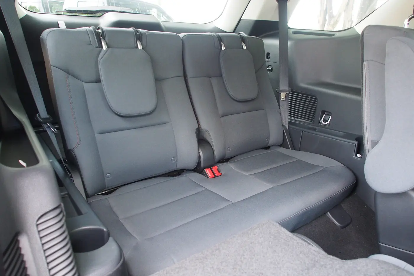 2026 Ford Explorer - $36,584