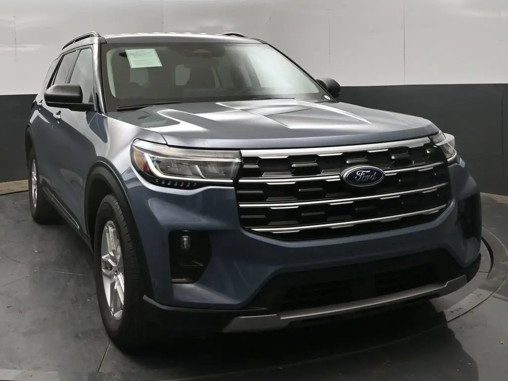2025 Ford Explorer - $33,988