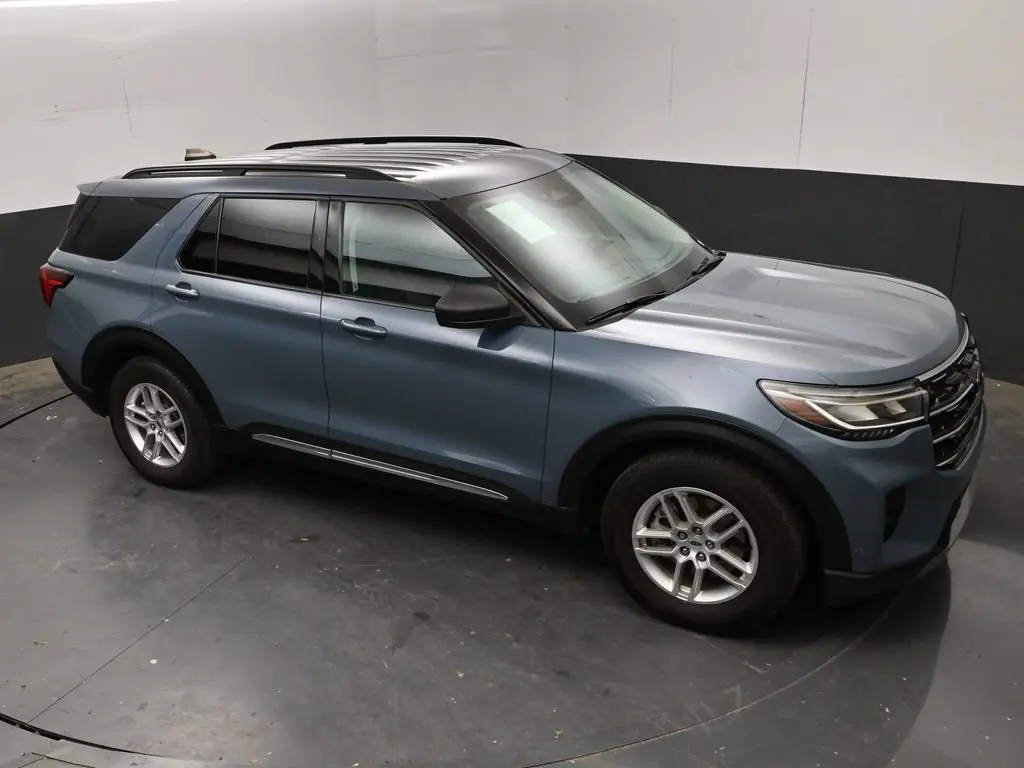 2025 Ford Explorer - $33,988