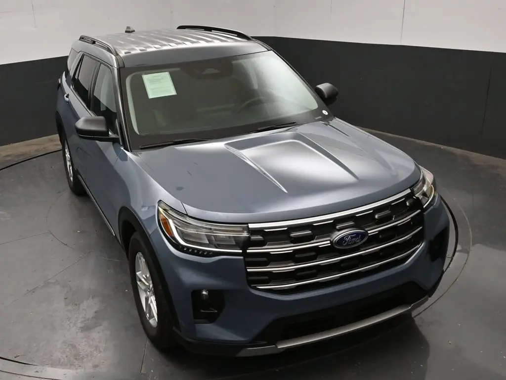 2025 Ford Explorer - $33,988