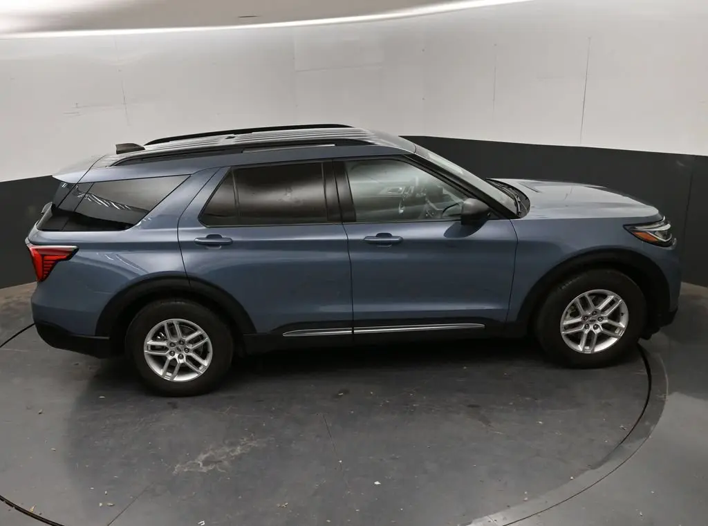 2025 Ford Explorer - $33,988