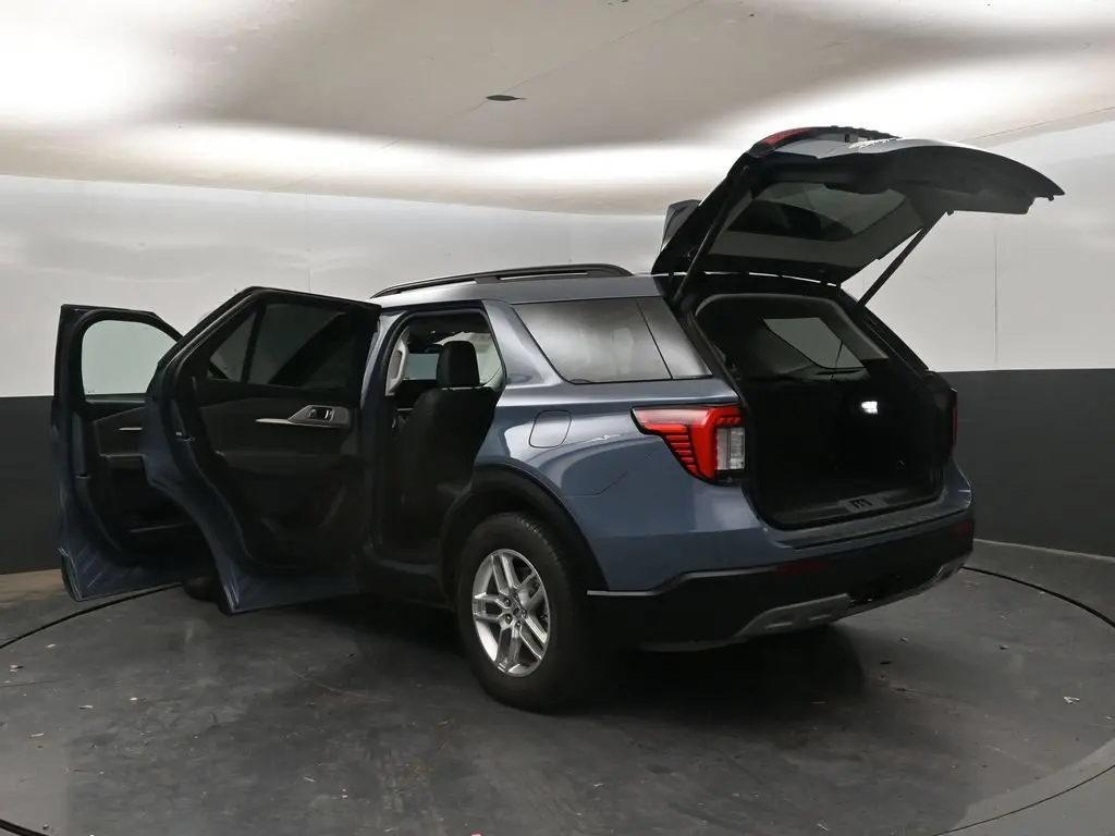 2025 Ford Explorer - $33,988
