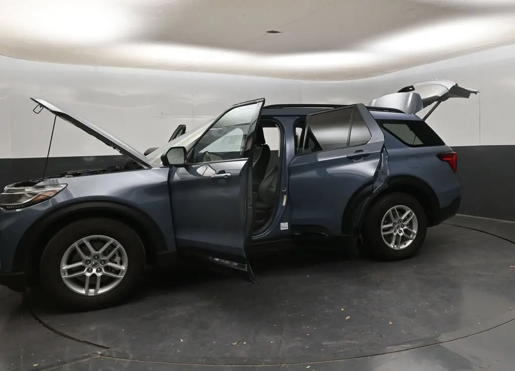 2025 Ford Explorer - $33,988