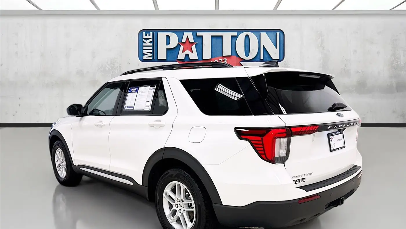2025 Ford Explorer Active