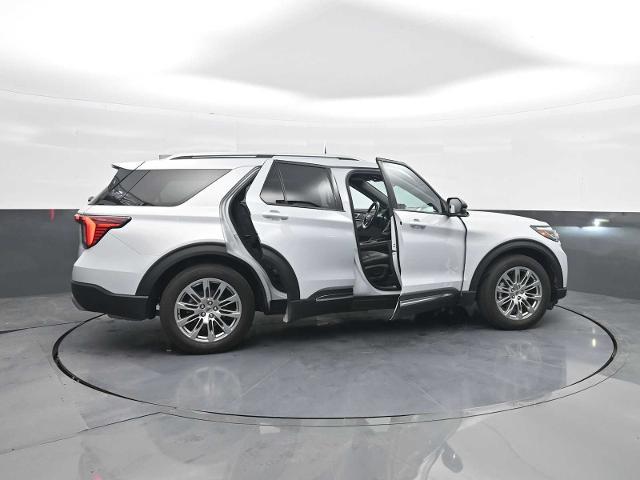2025 Ford Explorer - $39,786