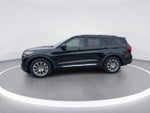 2025 Explorer Thumbnail 4