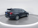 2025 Explorer Thumbnail 7