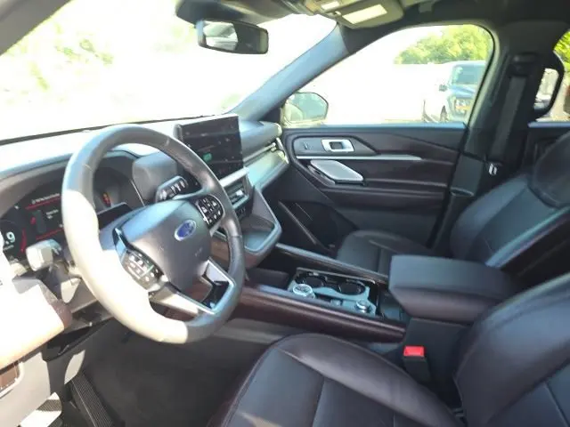 2026 Ford Explorer - $44,684