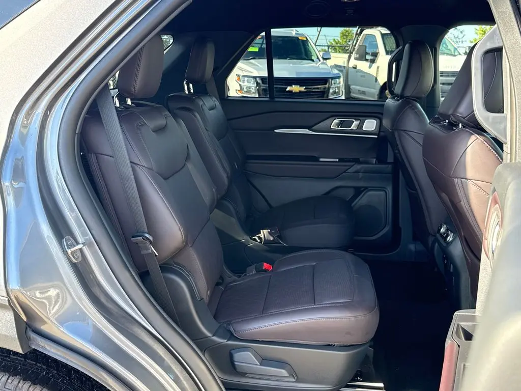 2026 Ford Explorer - $44,900