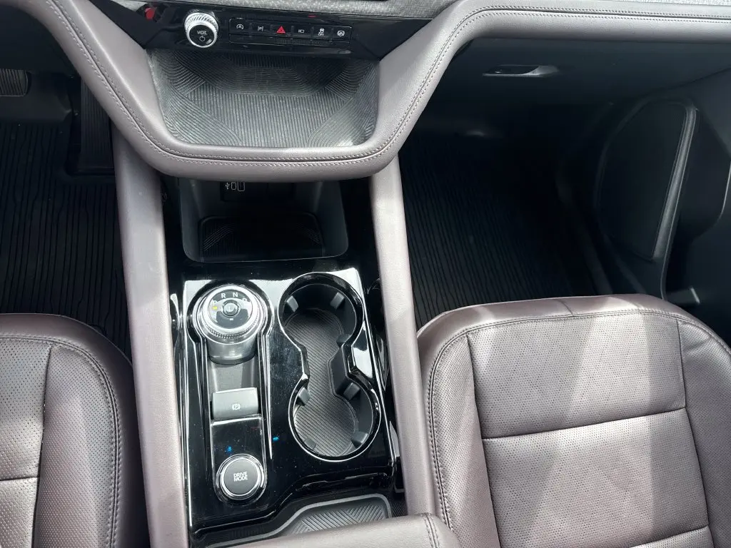 2026 Ford Explorer - $44,900