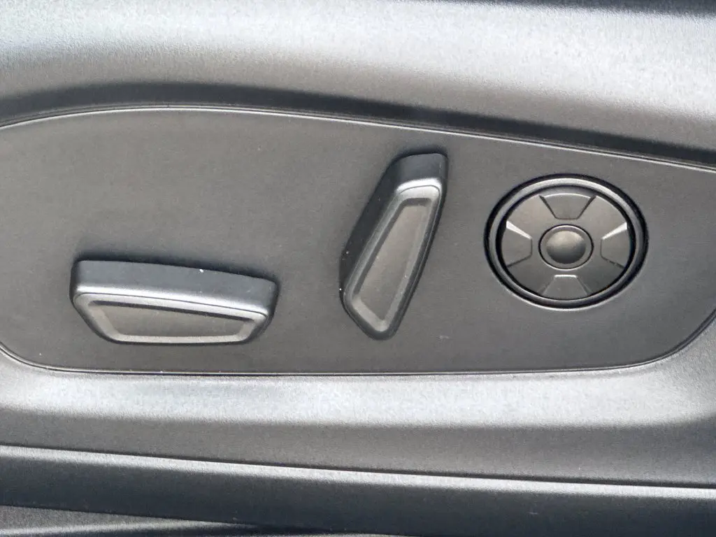 2026 Ford Explorer - $44,900