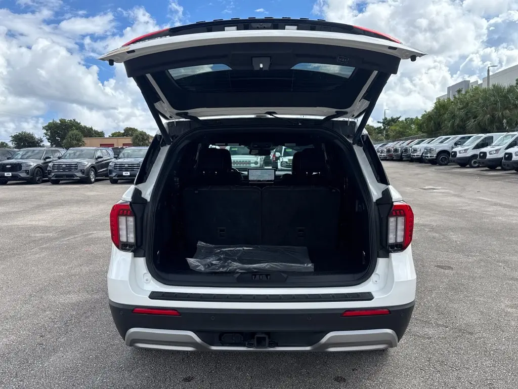 2026 Ford Explorer - $44,900