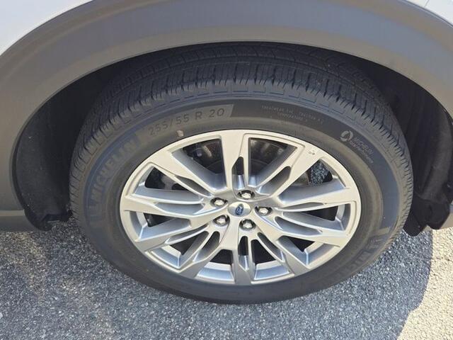 2025 Ford Explorer - $43,398