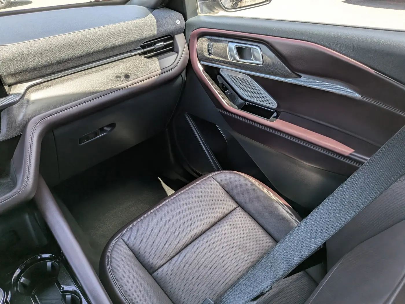 2026 Ford Explorer - $45,753