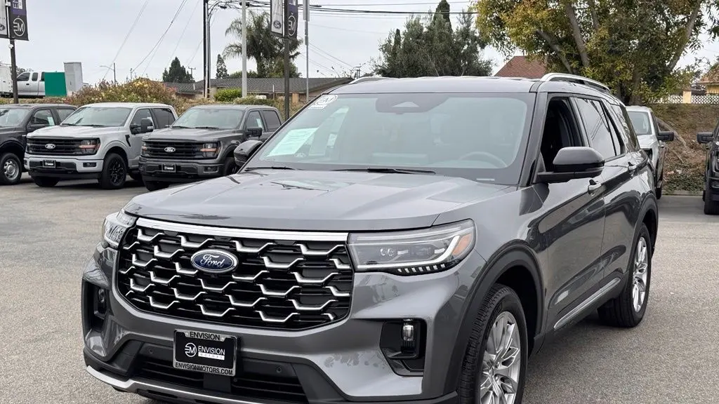 2026 Ford Explorer Platinum